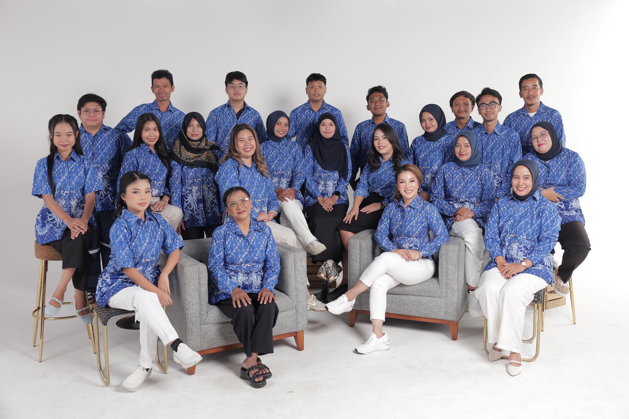 37. BATIK 10
