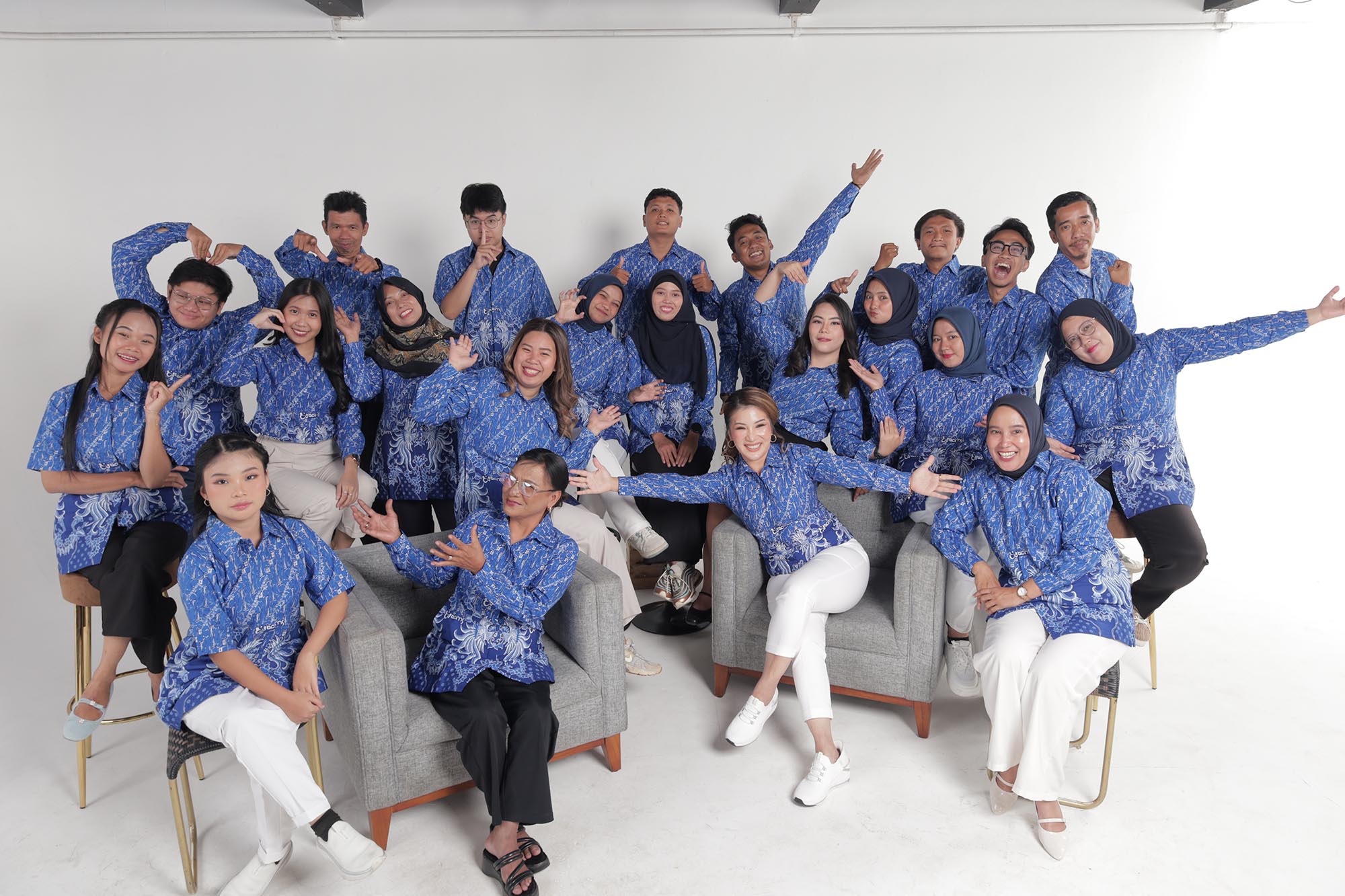 42. BATIK 11
